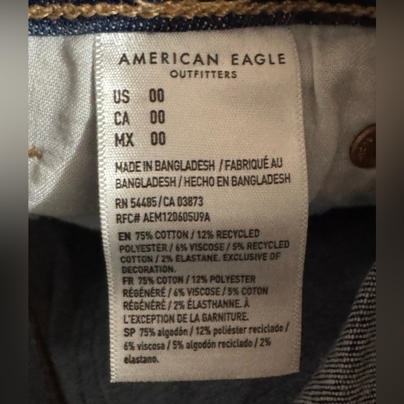 American Eagle Outfitters Blue Jean Shorts with Cuffed Hem - Picture 3 of 5